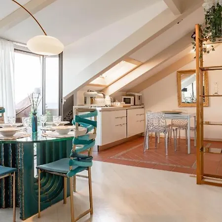 Dolce Vita, Luxury & Sea View Apartmán *